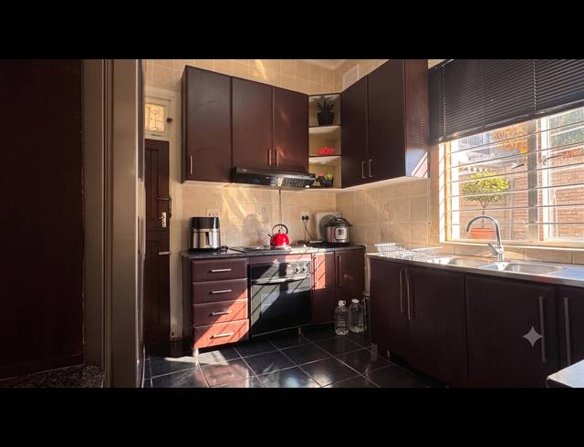 2 BEDROOM TOWNHOUSE FOR SALE IN MORNINGSIDE